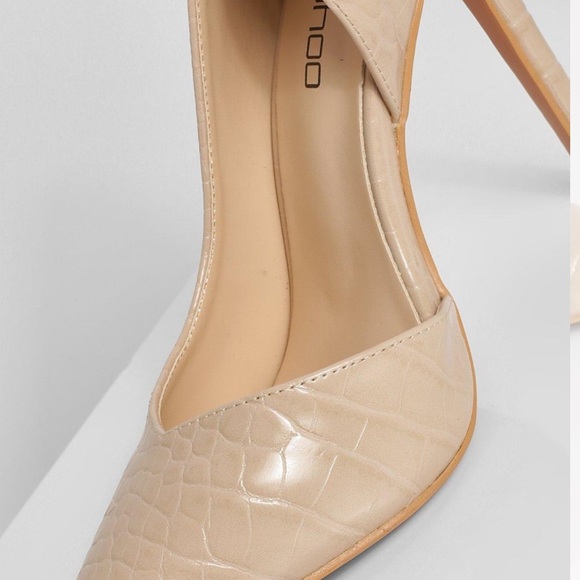 NIB BooHoo Snakeskin Nude Wide Fit Cut Out Pump, 7 - Picture 11 of 13